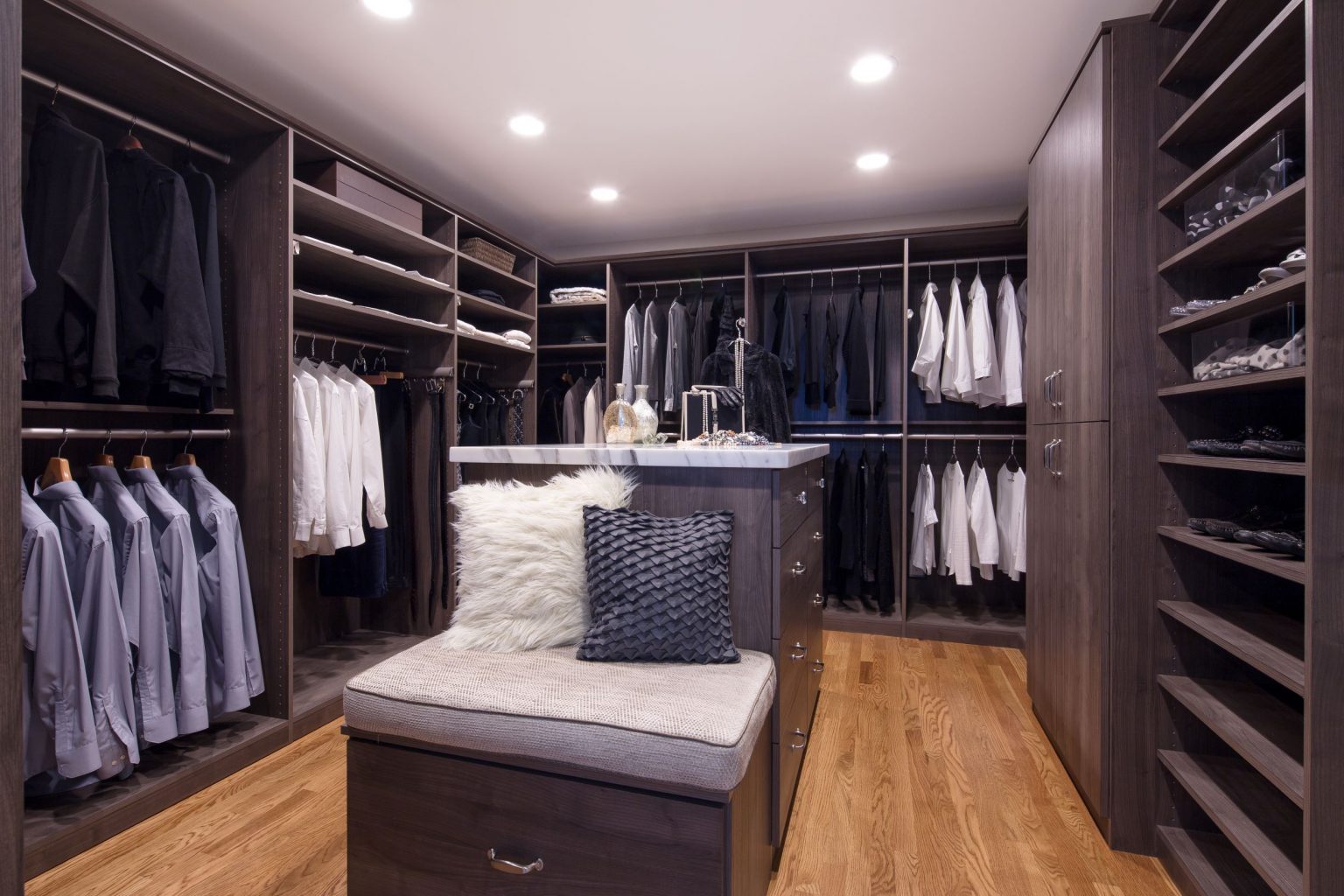 Custom Closets – New Custom Closets and European Frameless Cabinets